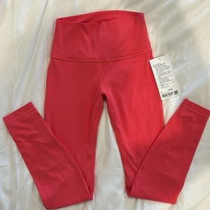 NWT Lululemon Align HR 28”